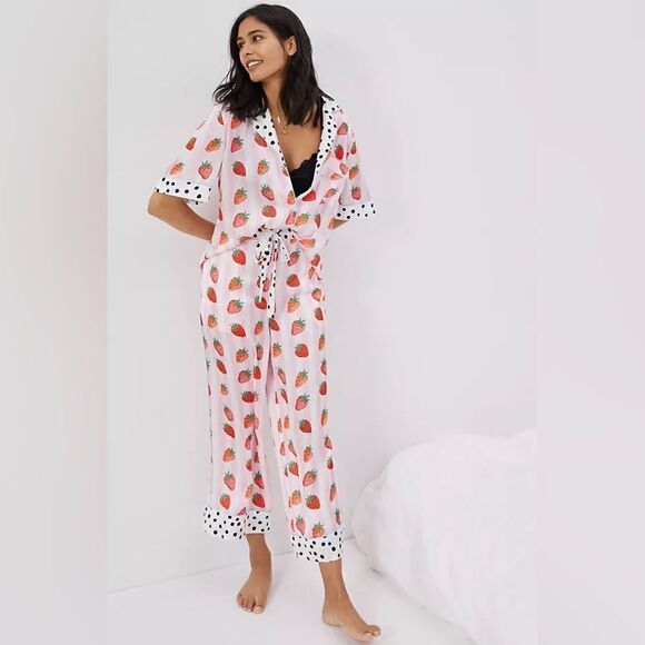 Karen Mabon Strawberries and Cream Pajama Set NWT - Picture 1 of 6